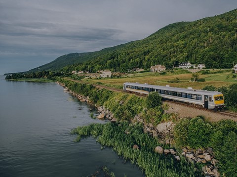 Visit of Charlevoix by train